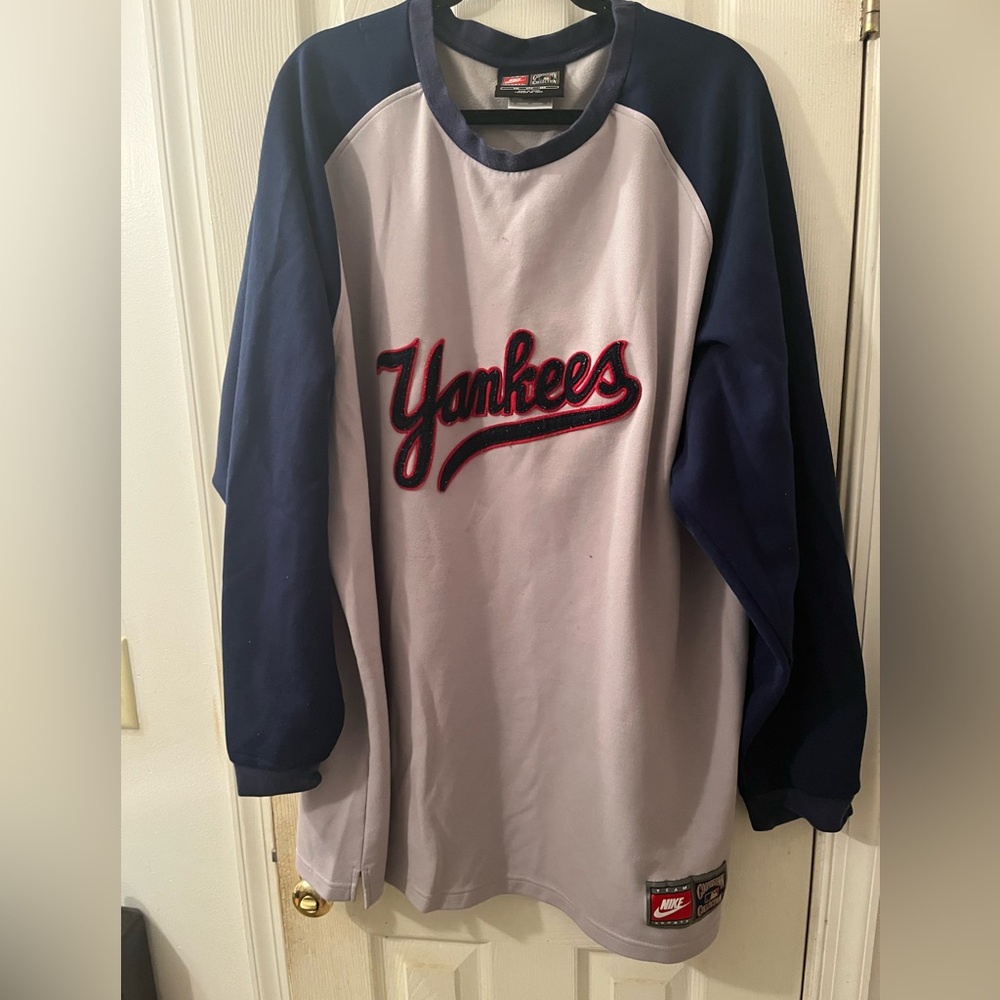 3XL Nike Navy and Gray Long Sleeve Shirt